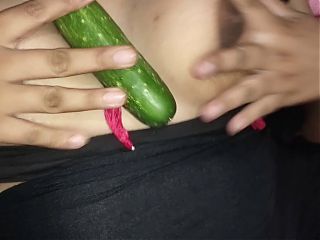 Hot Bhabhi Fucking and Fingering Masturbations in Her Pussy With Kheera Vegetable Sex Hard Fucking and Squirting 